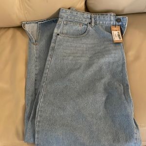 New plus size organic denim split hem jean